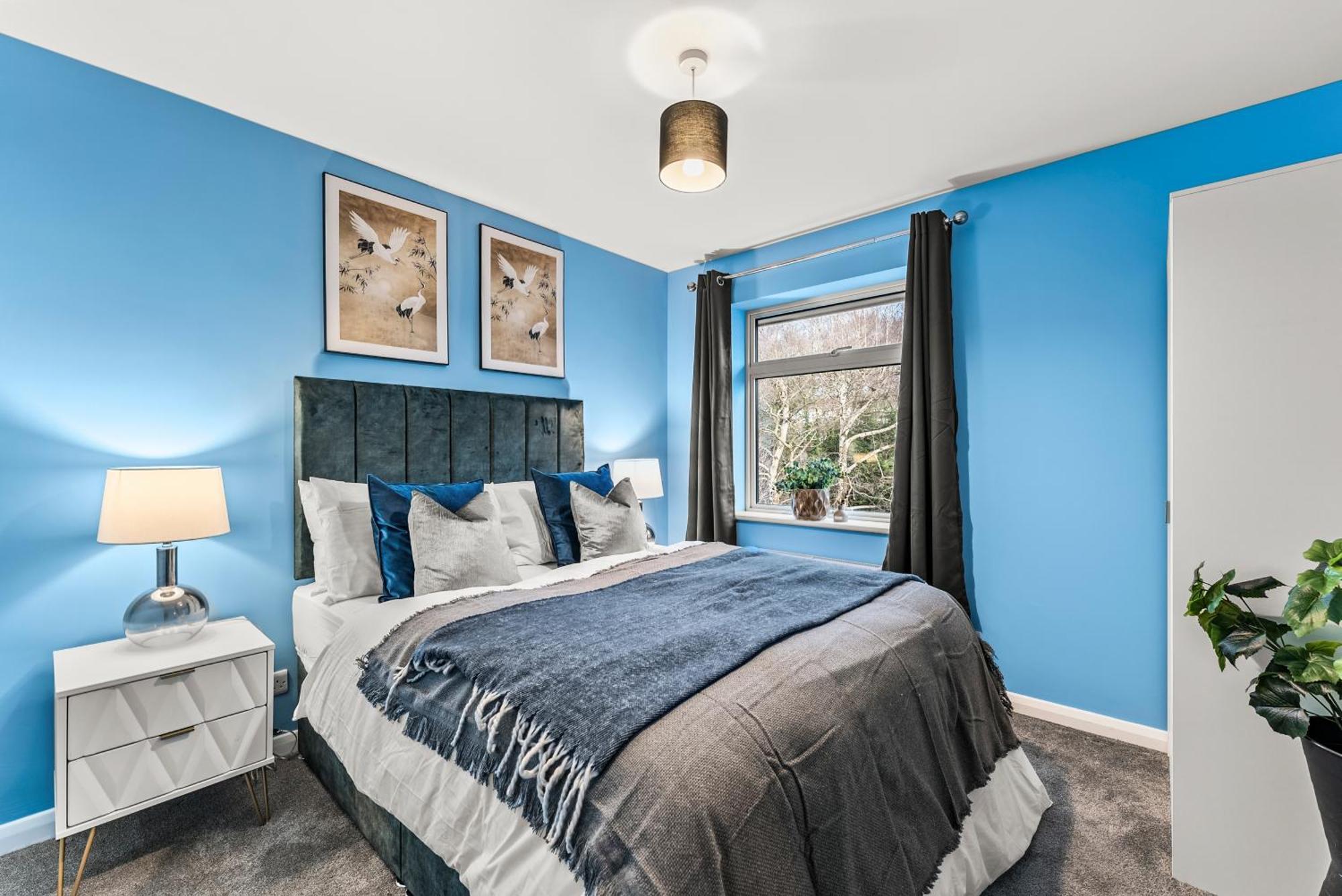 Elegant Retreat In Cheltenham - Garden & Parking Included Екстер'єр фото
