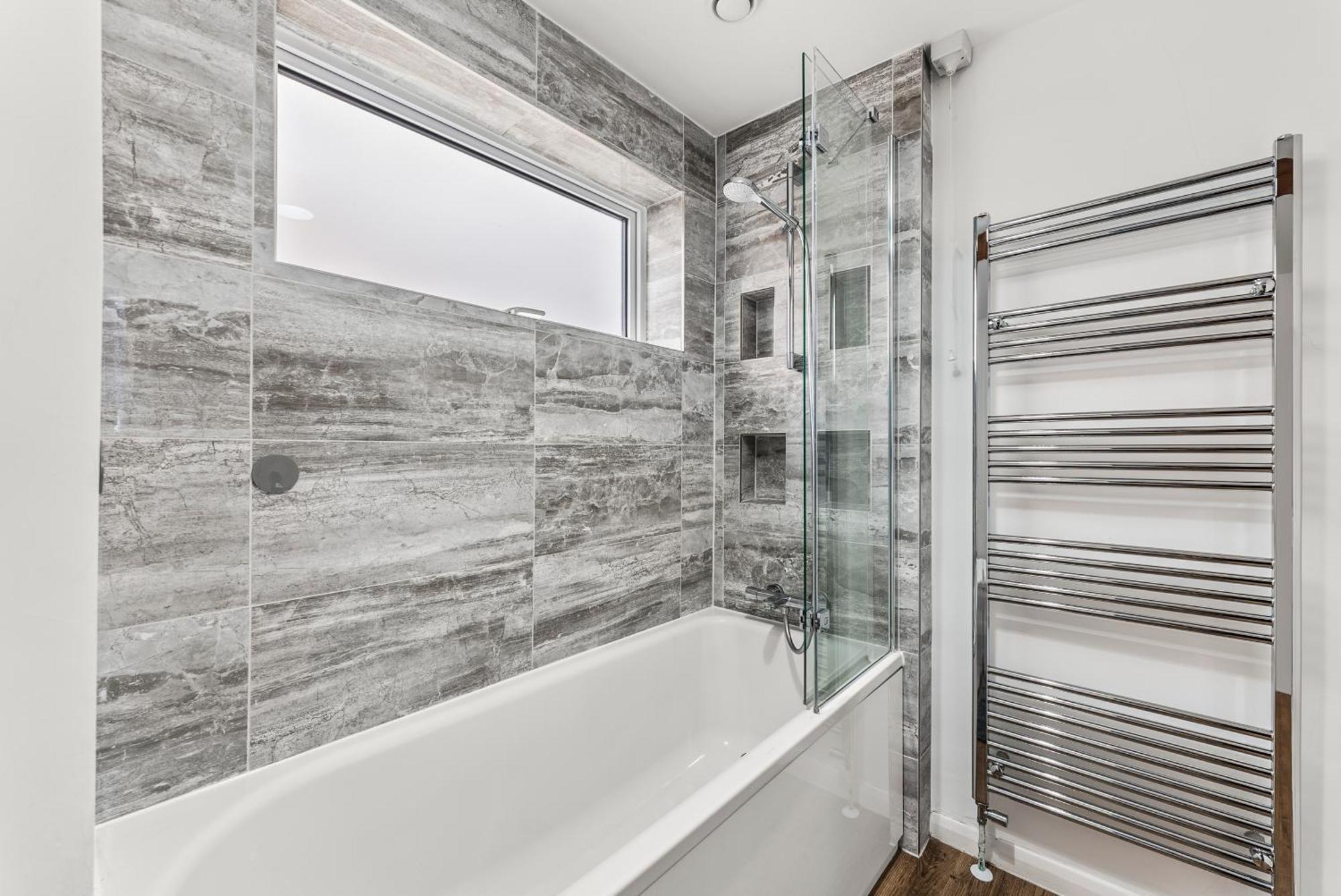 Elegant Retreat In Cheltenham - Garden & Parking Included Екстер'єр фото
